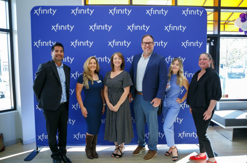 Comcast Celebrates Grand Opening of Highlands Ranch Xfinity Store