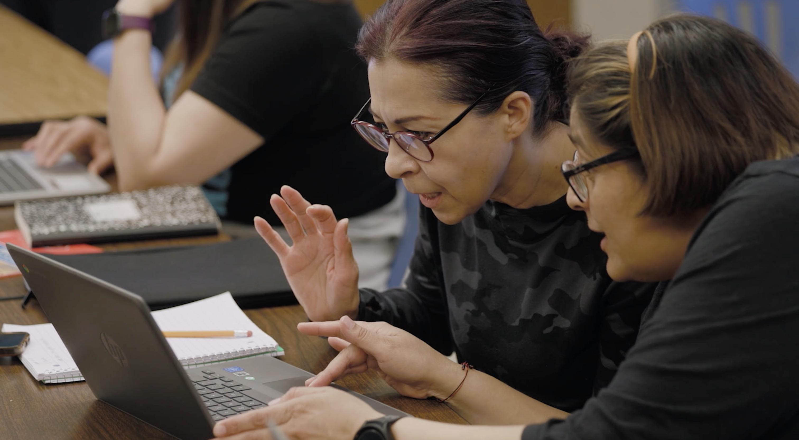 Comcast Helps Sister Carmen Community Center Bridge the Digital Divide and Transform Lives 