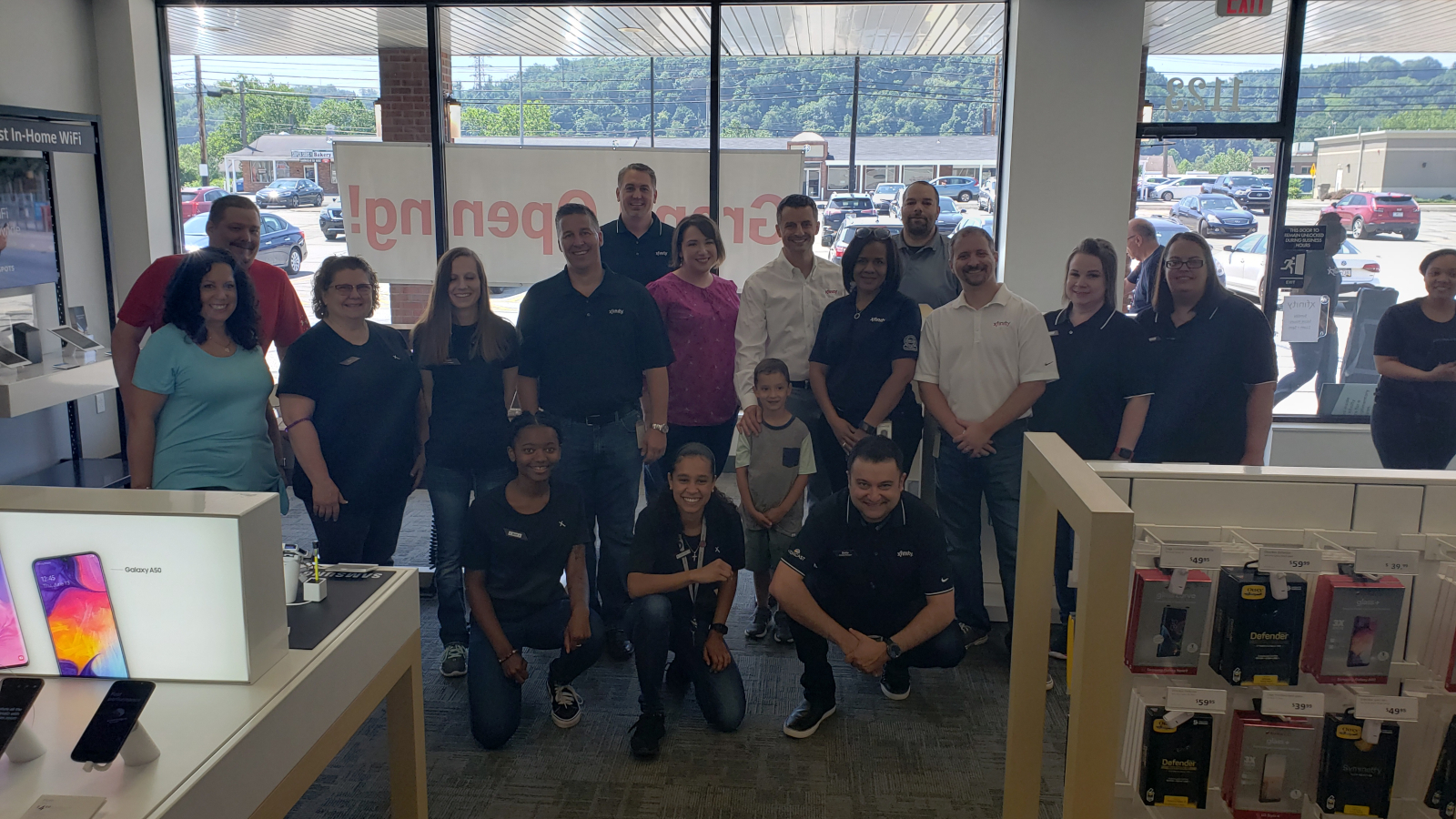 The Fox Chapel Xfinity Store team.